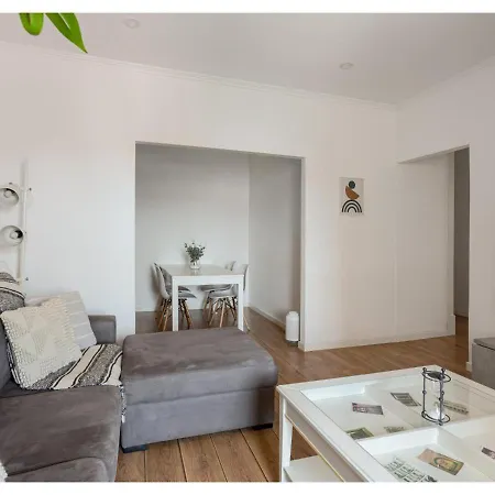 Joivy Marvellous 2-bed Flat With Balcony Lisboa
